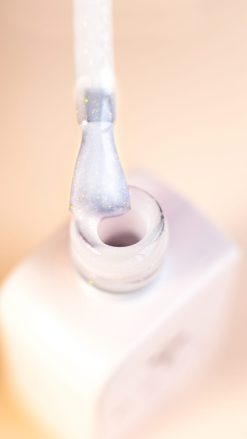 Alternative view of DNKa - Cover Base n.0042 - Sparkling 12ml