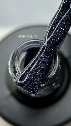 SAGA Professional - FIERY GEL n.44 - 10ml