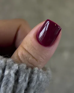 Alternative view of DARK - GEL POLISH nr.79 -10ml